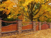 Kőkerítés - Fa kerítésbetétek Fabetétes kerítés 7